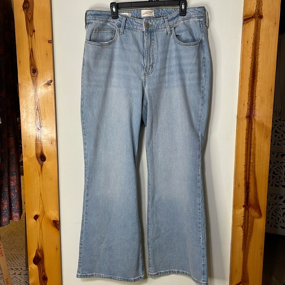 Universal Thread High Rise Flare Jeans 17 R - Picture 2 of 8